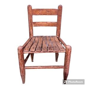 WONDERFUL OLD ANTIQUE CHILD'S CHAIR!! PRIMITIVE! USE FOR DOLLS/BEARS